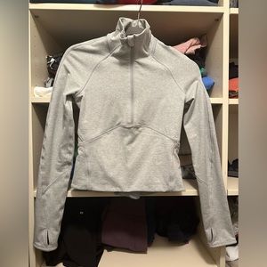 Cropped Lululemon/Peloton jacket